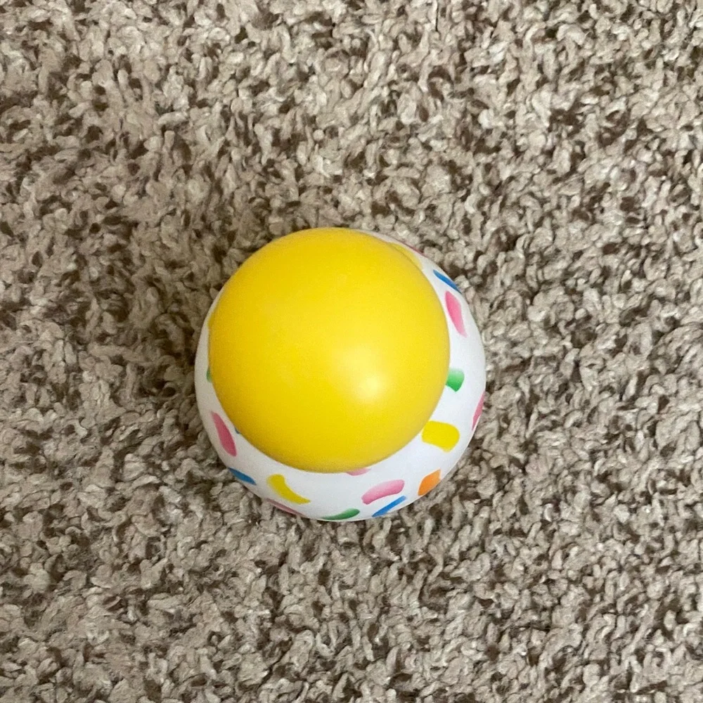 LOVEVERY Tummy Time Wobbler - Picture 3 of 5